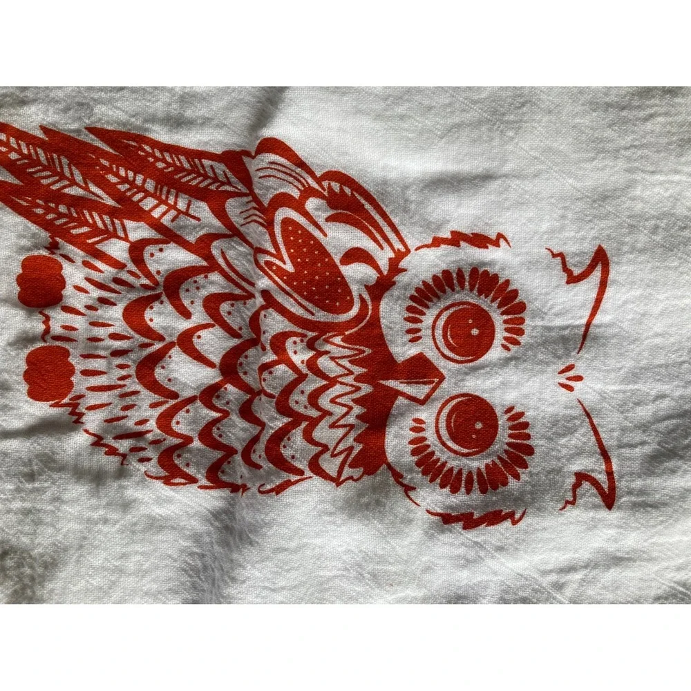 Set of 2 Cotton Tea Towels Woodland Owl and Squirrel Woodcut Print White 28x19